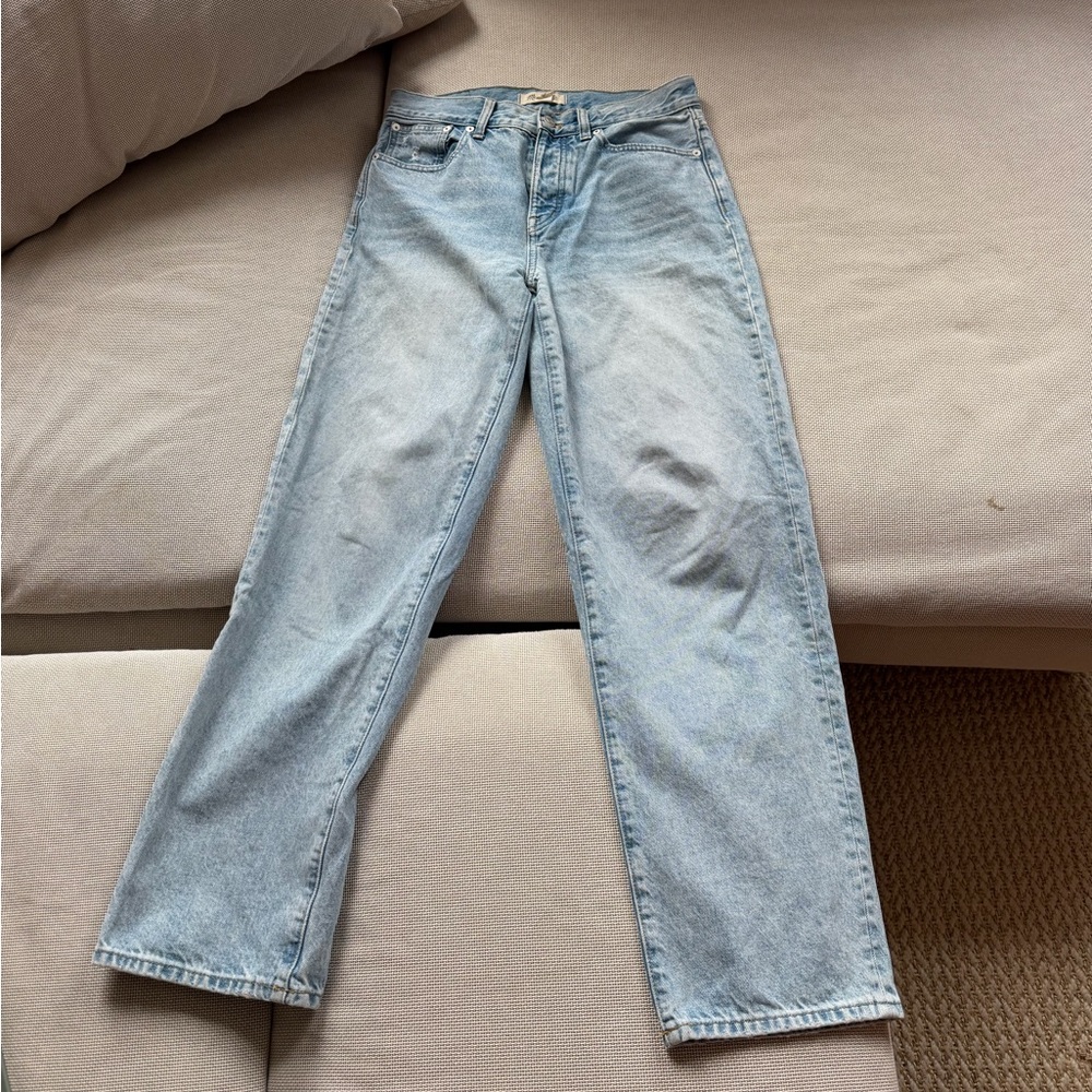 Madewell Women’s Low-Slung Straight Light Blue Jeans